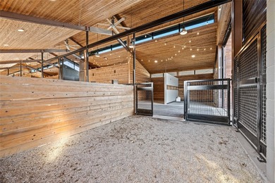 Premier Equestrian Living on nearly 50 acres of beautiful North - photo 14