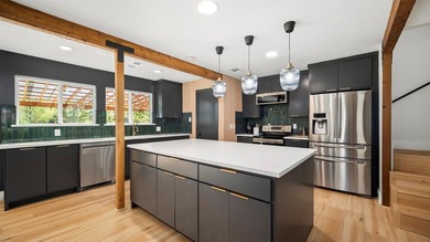 Stop taking vacations - start living in one! Don't miss this - photo 14