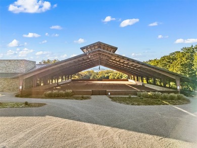 Premier Equestrian Living on nearly 50 acres of beautiful North - photo 19