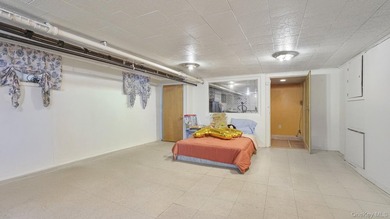 Welcome home! Discover the perfect Blend of space, comfort, and - photo 20