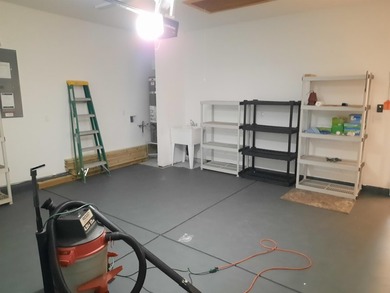 Interior freshly repainted less than a year ago! Located in - photo 27