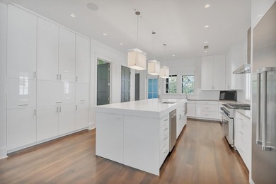 Discover an extraordinary blend of luxury, comfort, and coastal - photo 27