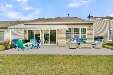 Pristinely-kept, and featuring many home upgrades not often seen - photo 33