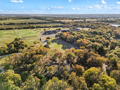 Premier Equestrian Living on nearly 50 acres of beautiful North - photo 38