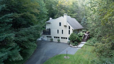 Lake Home For Sale in Brookfield, Connecticut