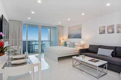Unique investment opportunity featuring a package of 6 fully - photo 1