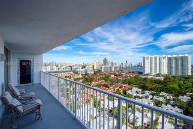 Penthouse at Admirals Port East, 2132 sq ft, 12' ceiling, 2 - photo 4