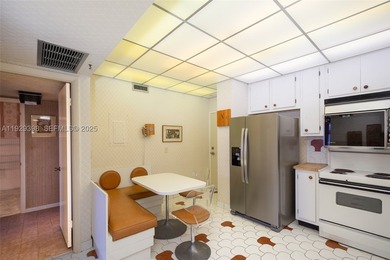 Penthouse at Admirals Port East, 2132 sq ft, 12' ceiling, 2 - photo 10