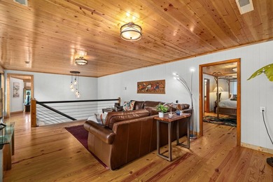 Do you want serenity? This incredible 2.4-acre property with 370 - photo 7
