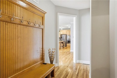 Welcome to this beautifully designed 4-bedroom, 4.5-bath home - photo 10