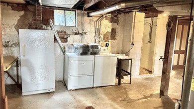 Charming Historic Home Just Off the Parkway .Discover this - photo 22