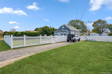 Welcome to 48 Farmers Avenue in Lindenhurst. A Charming and - photo 3