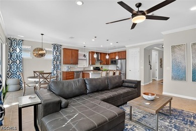 Discover refined luxury in this beautifully maintained 2-bedroom - photo 8