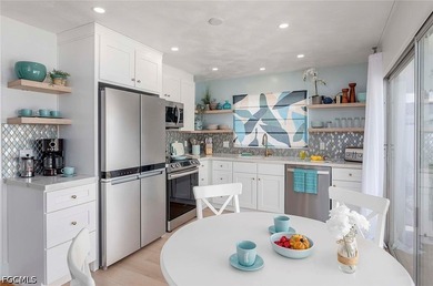 Nestled in the highly sought-after Yacht Club Area of Cape Coral - photo 7