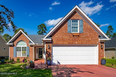 Lake Home For Sale in New Bern, North Carolina