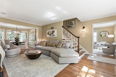 Fairway at its Finest! Situated on a picturesque tree-lined - photo 10