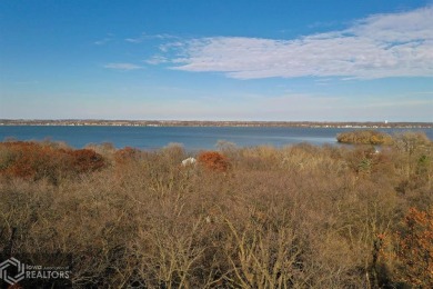 Clear Lake Acreage For Sale in Clear Lake Iowa