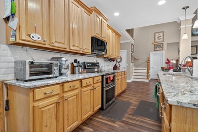 Beautiful big house on a beautiful large lot in a great area on - photo 13