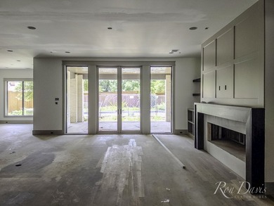 Ron Davis Custom Homes presents this stunning two-story Luxury - photo 13