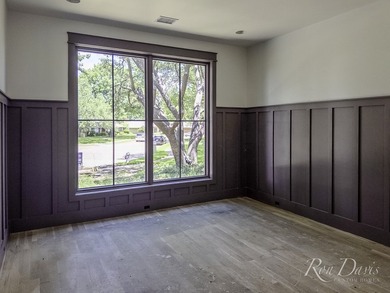 Ron Davis Custom Homes presents this stunning two-story Luxury - photo 16