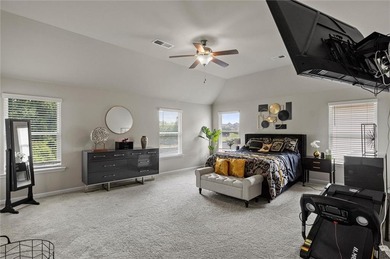 BACK ON THE MARKET! Seller is offering a reduced price on this - photo 20