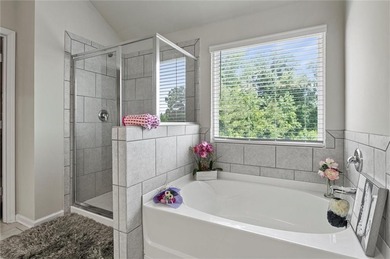 BACK ON THE MARKET! Seller is offering a reduced price on this - photo 22