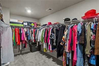 BACK ON THE MARKET! Seller is offering a reduced price on this - photo 23