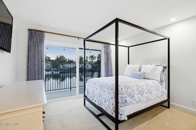 Epic MAIN CHANNEL location with panoramic views in the ultra - photo 24