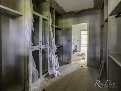 Ron Davis Custom Homes presents this stunning two-story Luxury - photo 28