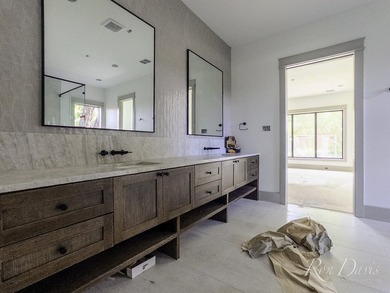 Ron Davis Custom Homes presents this stunning two-story Luxury - photo 29