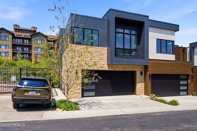 Rarely available and impeccably maintained, this nearly new - photo 31