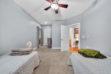Beautiful big house on a beautiful large lot in a great area on - photo 32