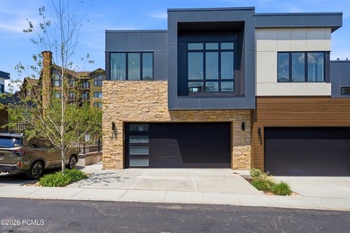 Rarely available and impeccably maintained, this nearly new - photo 32