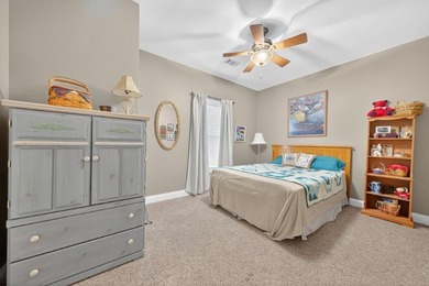 Beautiful big house on a beautiful large lot in a great area on - photo 35