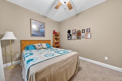 Beautiful big house on a beautiful large lot in a great area on - photo 36