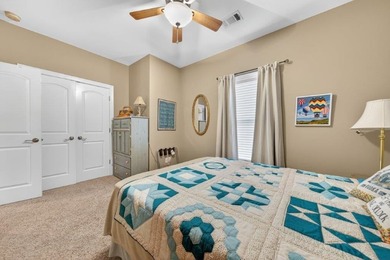 Beautiful big house on a beautiful large lot in a great area on - photo 37