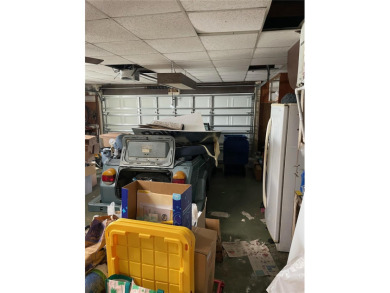 Diamond In the Rough. New Fence, New Garage Door. You have a - photo 38