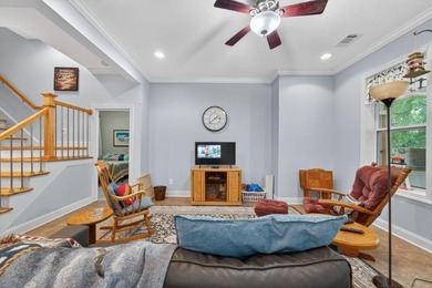 Beautiful big house on a beautiful large lot in a great area on - photo 42