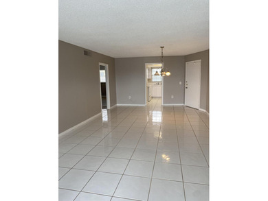 WOW! Upgraded 2/2 Waterfront Condo with FABULOUS VIEWS of - photo 2