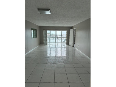 WOW! Upgraded 2/2 Waterfront Condo with FABULOUS VIEWS of - photo 7