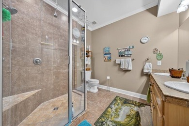 Beautiful big house on a beautiful large lot in a great area on - photo 54