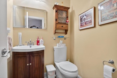 Beautiful big house on a beautiful large lot in a great area on - photo 55
