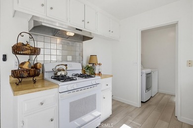 Welcome to this 3-bedroom, 2-bath home with a versatile and - photo 15
