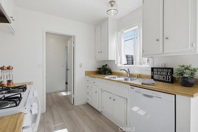 Welcome to this 3-bedroom, 2-bath home with a versatile and - photo 16