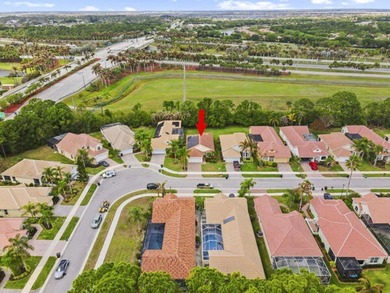 Welcome to Lake Charles in St. Lucie West! This well maintained - photo 22