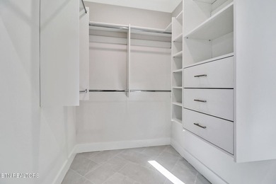 'Why wait to build when your dream home is ready now? This - photo 27