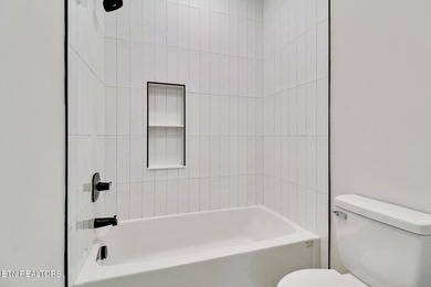 'Why wait to build when your dream home is ready now? This - photo 33