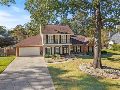Lake Pontchartrain Home Active Under Contract in Mandeville Louisiana