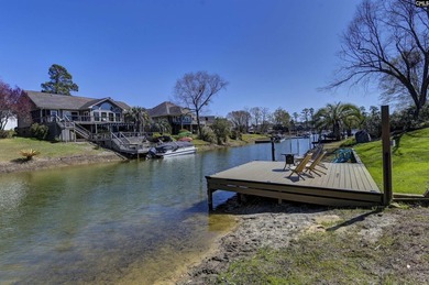 Priced $250,000 below appraised value!!!!! Fully Renovated - photo 8