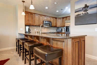 If you've been dreaming of an easy, move-in-ready lakefront - photo 8